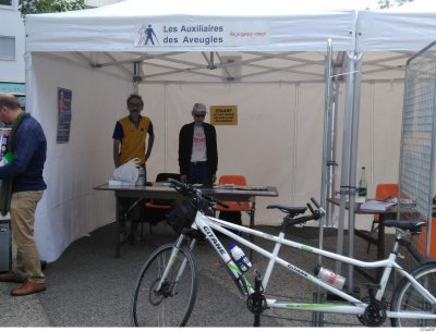 Tous pas pareils tous egaux stand staarp2